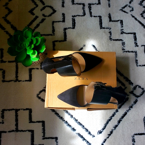 ZARA- Black Ankle Wrap Pumps - Picture 2 of 6